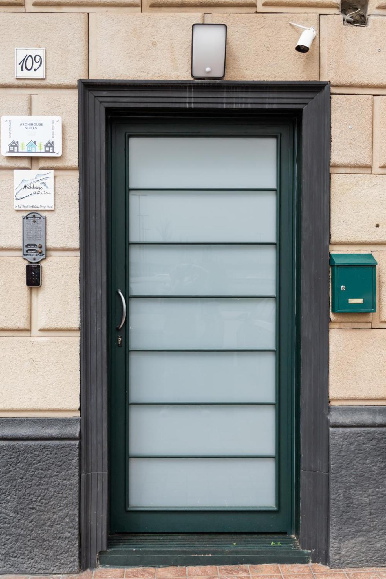 נאפולי Archihouse Suites מראה חיצוני תמונה